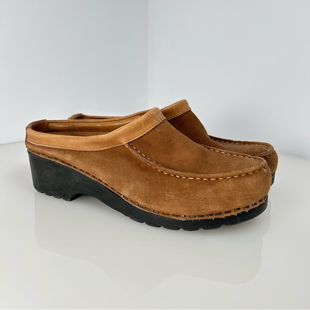 L.L. Bean Clogs Brown With Heel